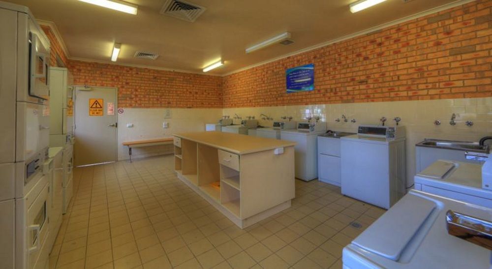 Nrma Jindabyne Holiday Park ภายนอก รูปภาพ